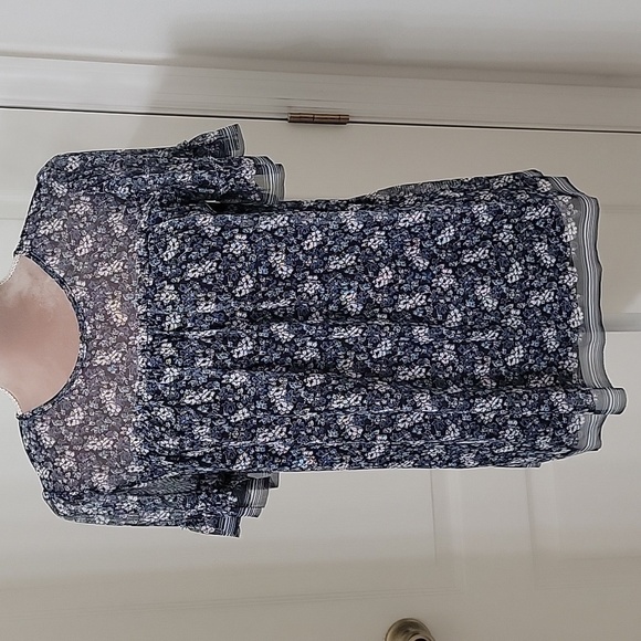 Max Studio Size S, Black with Blue Floral Pattern Mesh, Lined Babydoll Style Top - Picture 1 of 11